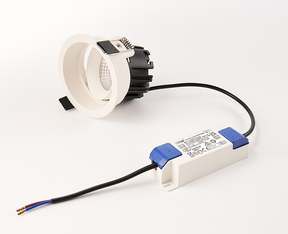 Встраиваемый светильник Italline IT02-029 white 3000K в Санкт-Петербурге