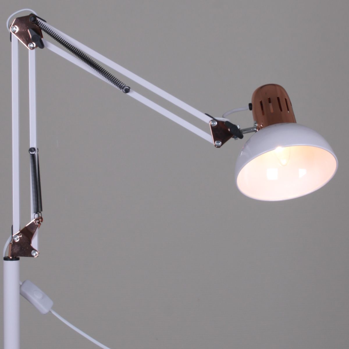 Торшер Reluce 00880-0.6-01HV WT в #REGION_NAME_DECLINE_PP#