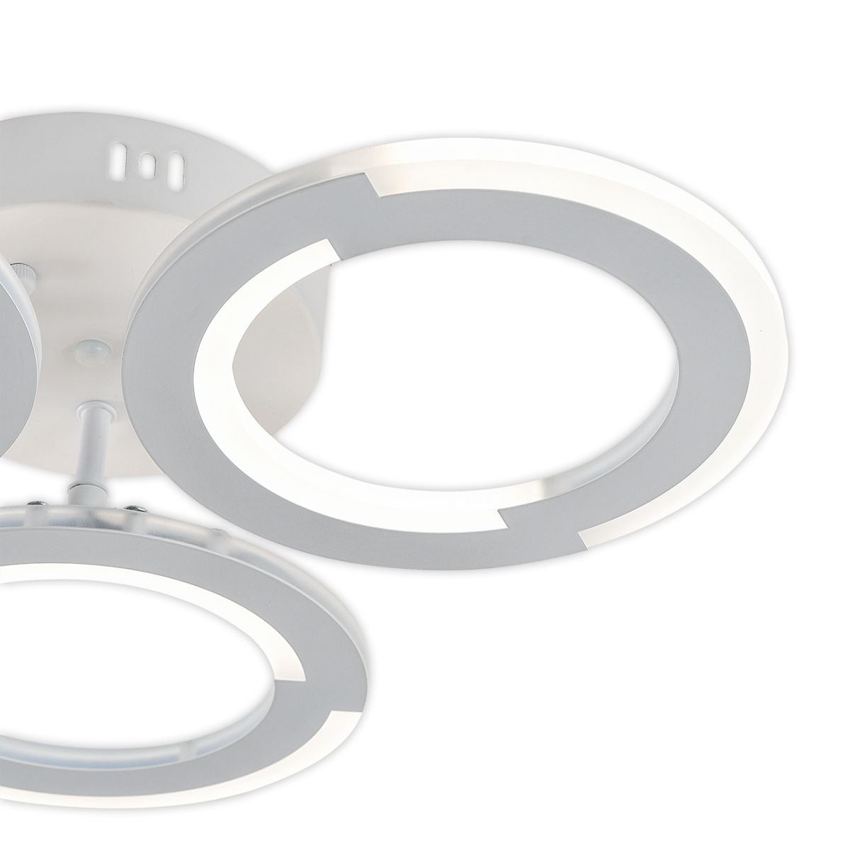 Потолочный светильник Escada 10275/3 LED 43W White в #REGION_NAME_DECLINE_PP#