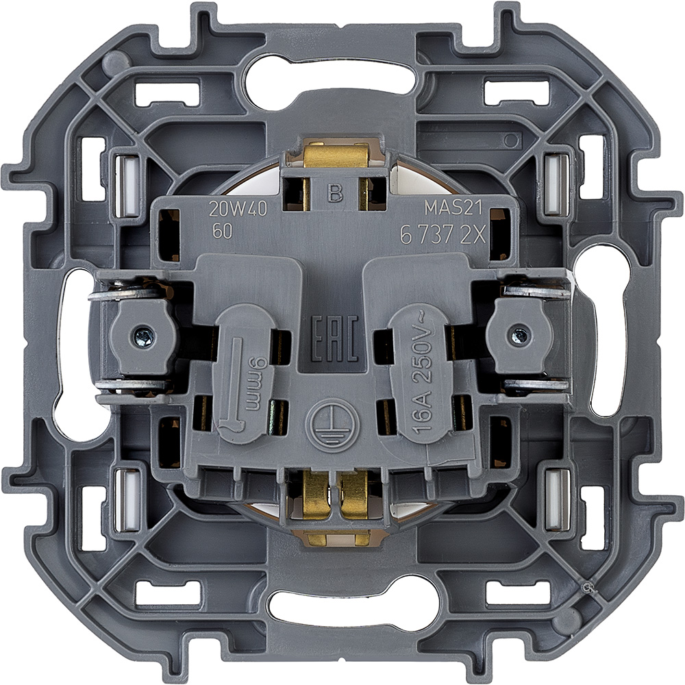Розетка с/з Legrand Inspiria 673720 в Санкт-Петербурге