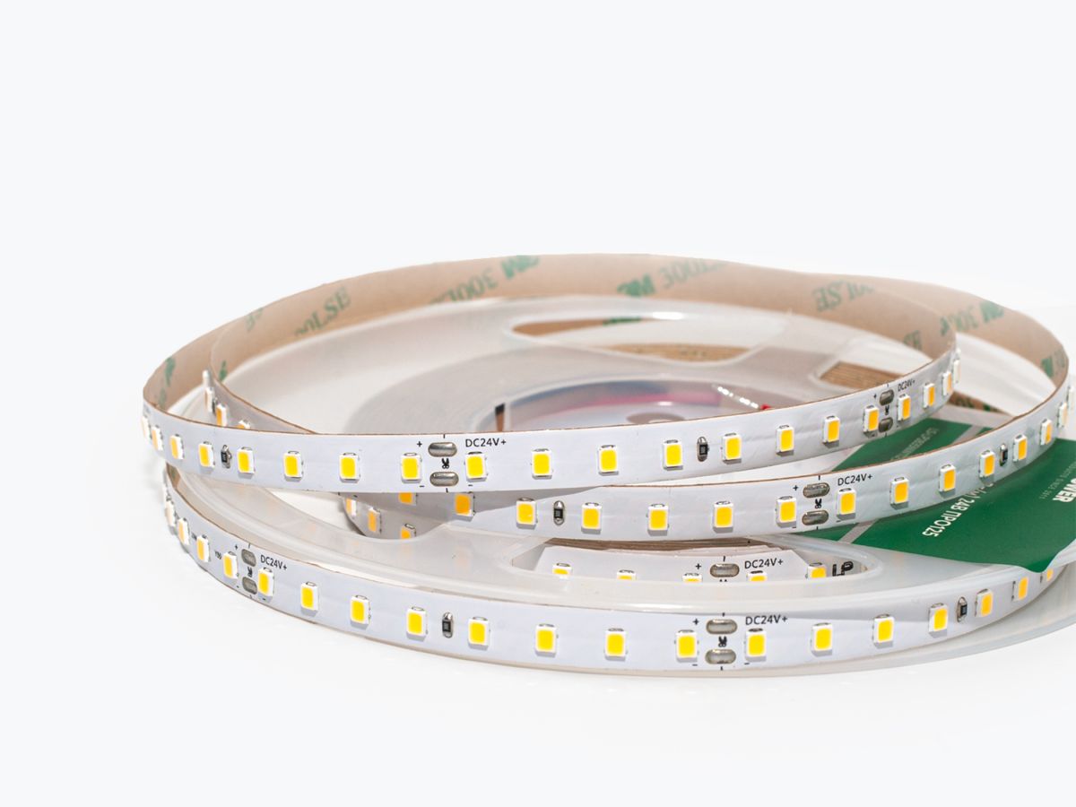 Светодиодная лента LEDS POWER 2835 112/м (10Вт/м) 24В нейтральная, серия ПРО125 008752 в #REGION_NAME_DECLINE_PP#