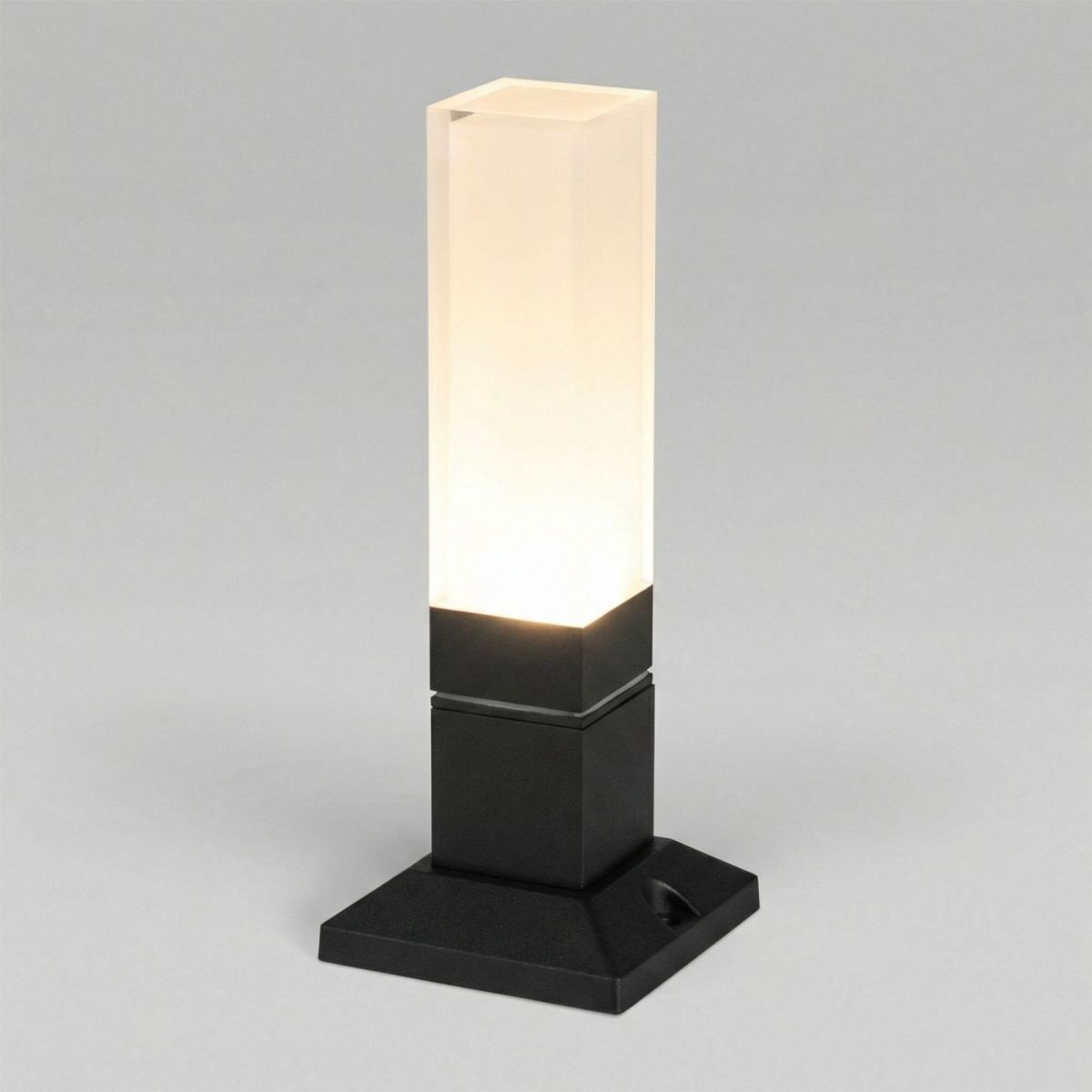 Ландшафтный светильник Elektrostandard 1536 TECHNO LED 3000K чёрный 4690389219207 a072068 в #REGION_NAME_DECLINE_PP#