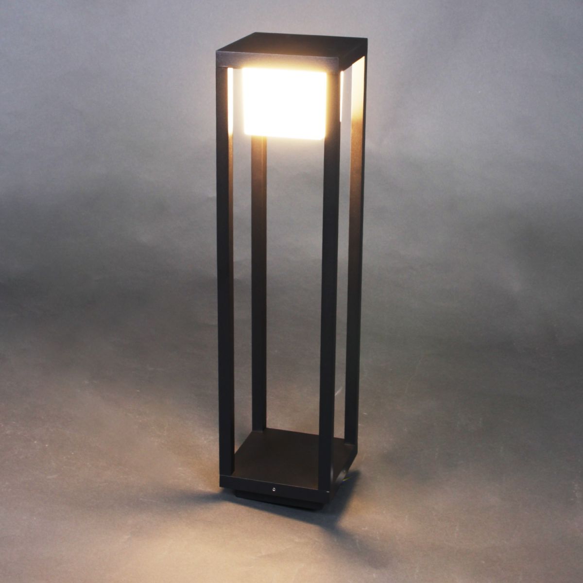 Ландшафтный светильник Reluce 09978-0.7-001JH 0,6M LED12W BK в #REGION_NAME_DECLINE_PP#