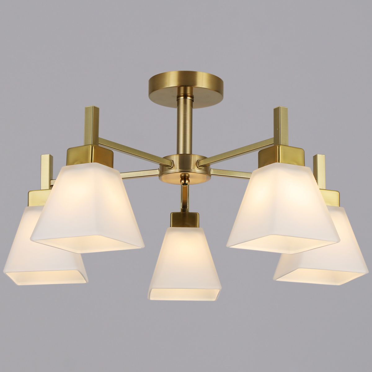 Люстра на штанге Reluce 03570-0.3-05 в #REGION_NAME_DECLINE_PP#