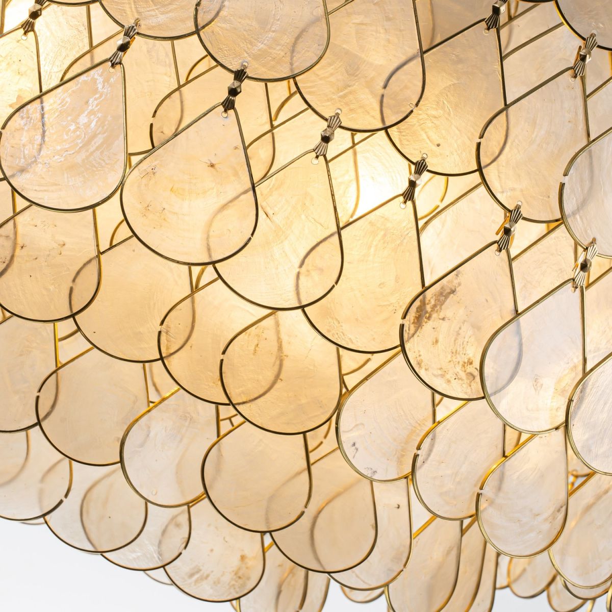 Подвесная люстра Favourite Mollitia 4763-6P в #REGION_NAME_DECLINE_PP#