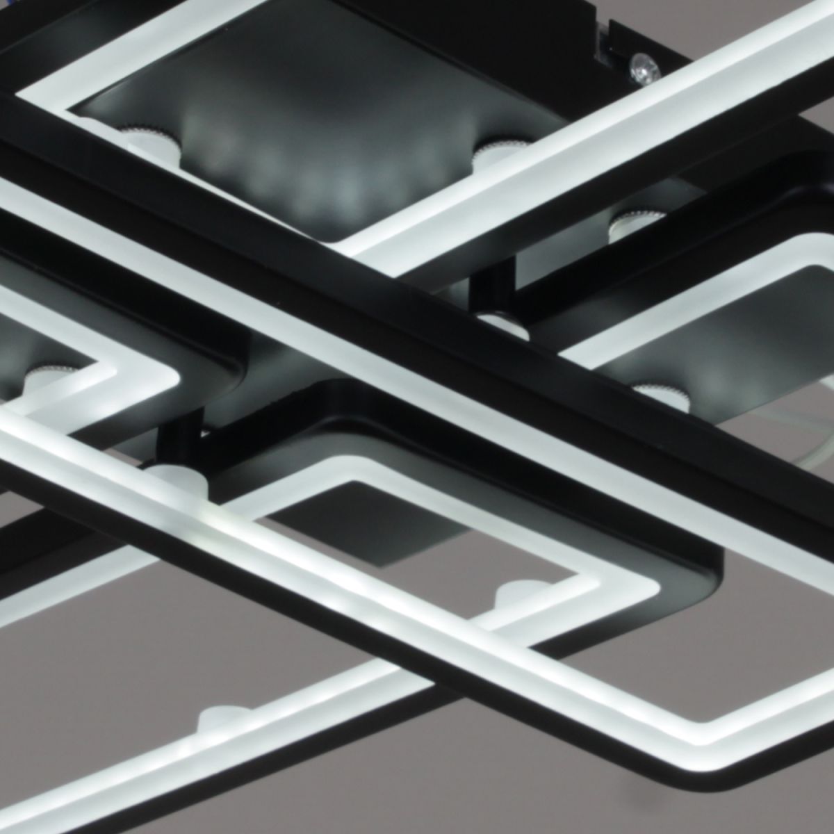 Потолочная люстра Reluce 03629-0.3-05 BK в Санкт-Петербурге