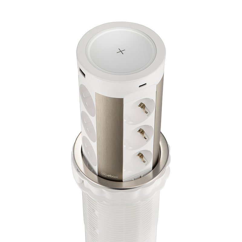 Блок розеток 17 (12 секций и USB type A+C) беспроводная зарядка Mebax 00-00002600 в Санкт-Петербурге