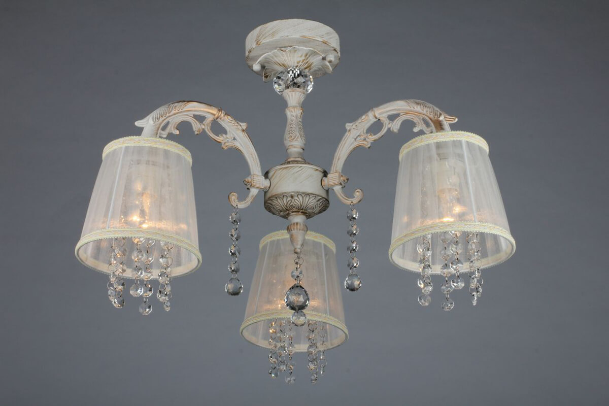 Потолочная люстра Omnilux OML-30007-03 в Санкт-Петербурге