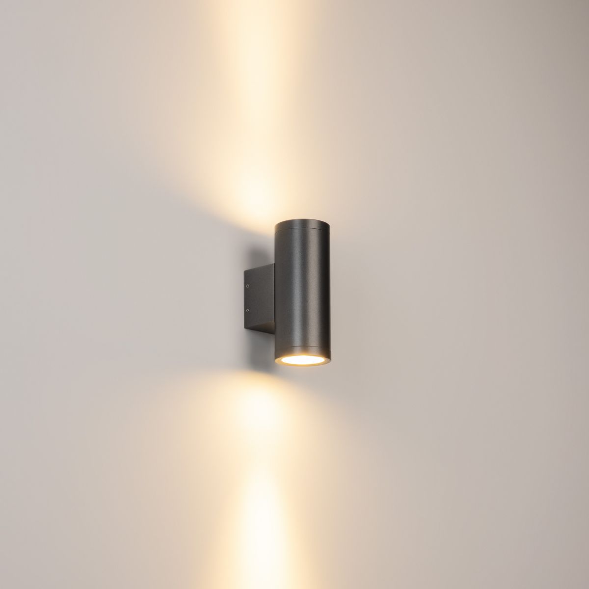 Уличный настенный светильник Arlight LGD-RAY-TWIN-R65-2x9W Day4000 (Серый, 23 deg, 230V) (IP65 Металл) 044850(1) в Санкт-Петербурге