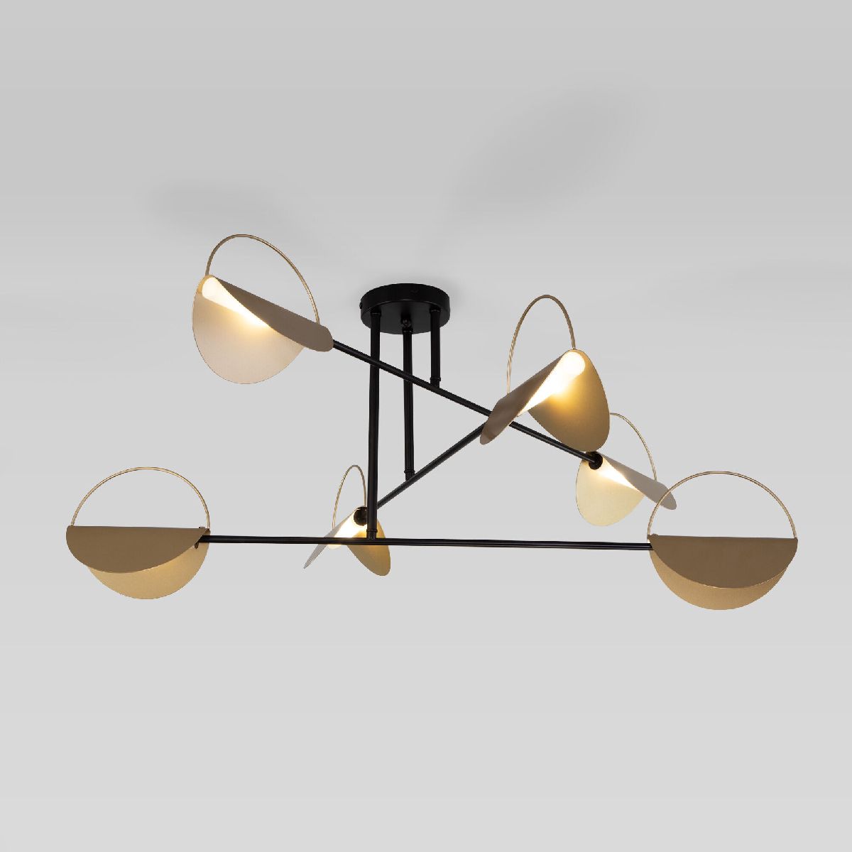 Потолочная люстра Eurosvet Grazia 70148/6 черный/золото Smart a062042 в Санкт-Петербурге