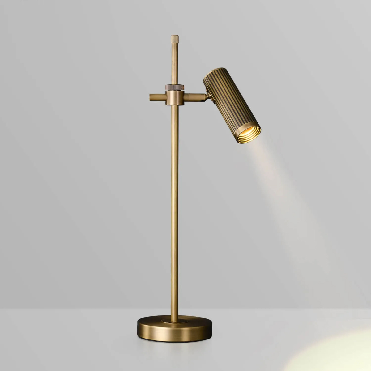 Настольная лампа Delight Collection Table lamp MT8906-1T antique brass в Санкт-Петербурге