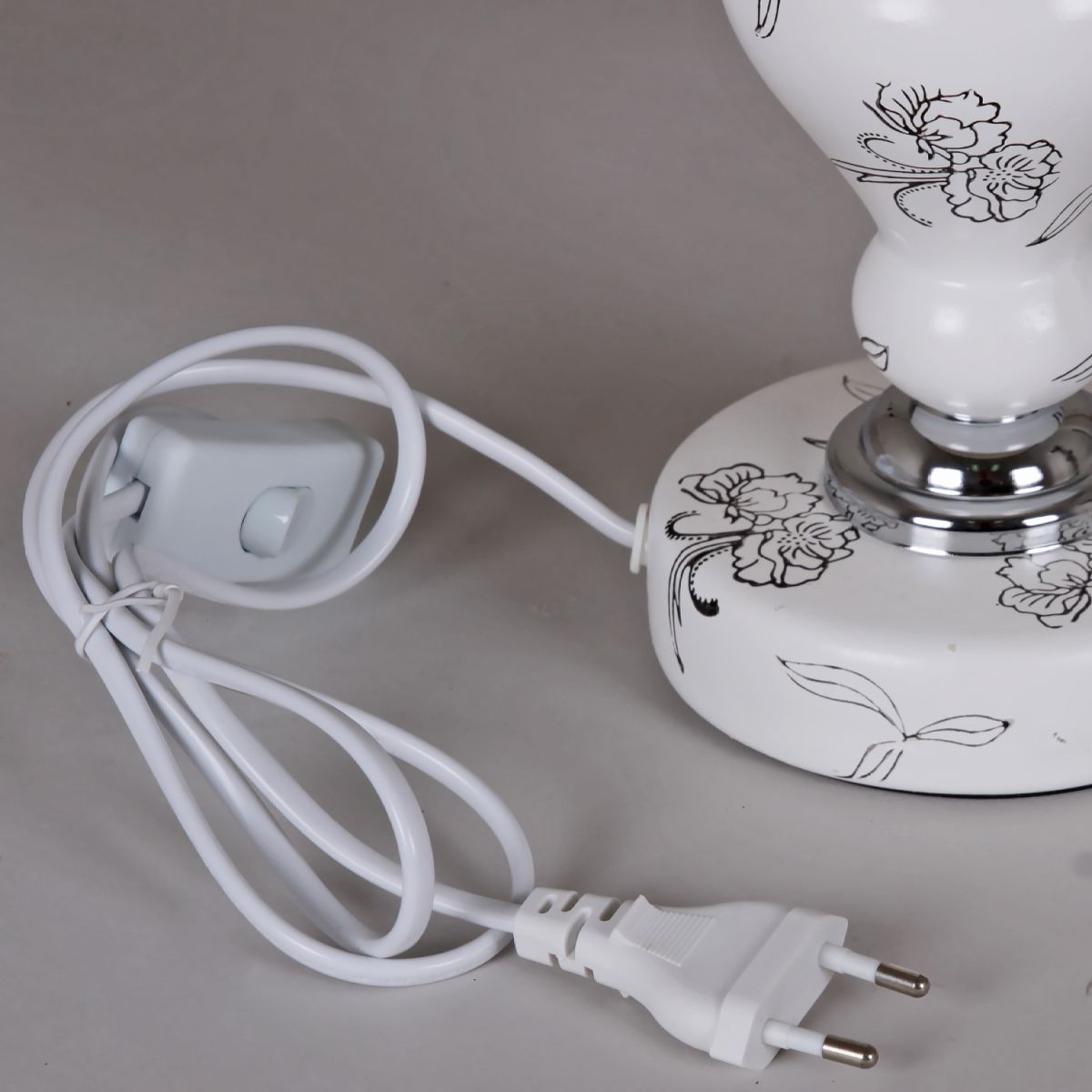 Настольная лампа Reluce 02639-0.7-01 в Санкт-Петербурге