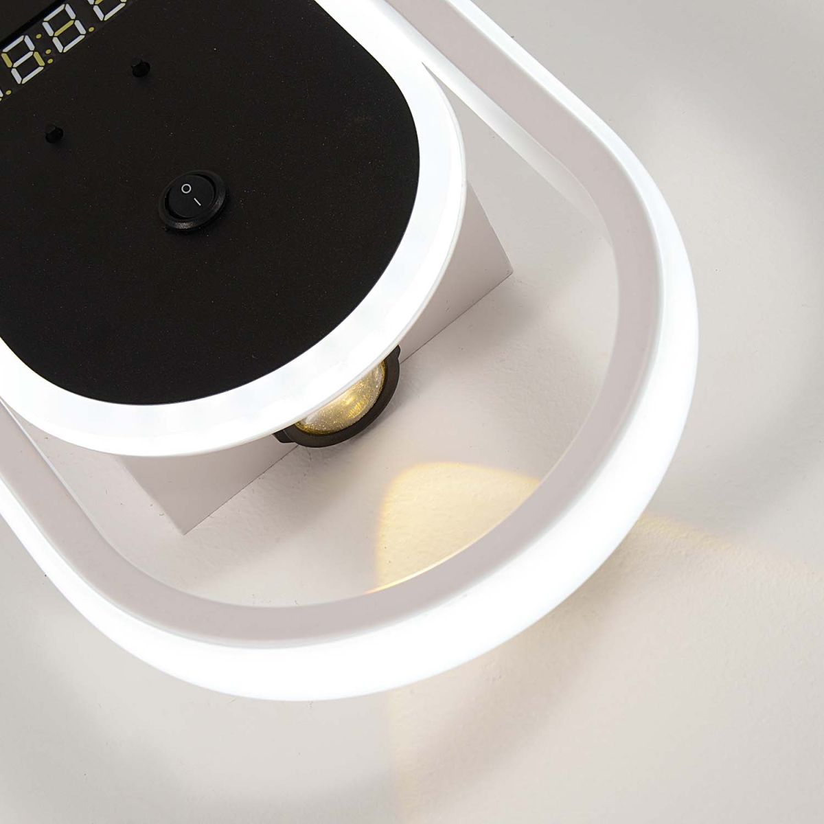 Настенный светильник с часами F-Promo Vigilate 4689-1W в #REGION_NAME_DECLINE_PP#