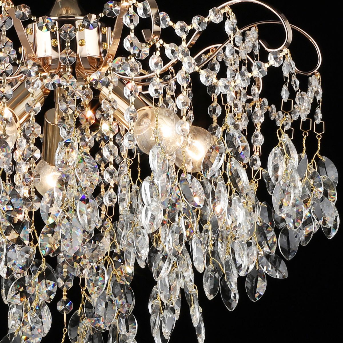 Подвесная люстра Reluce 24720-0.4-05 FGD в Санкт-Петербурге