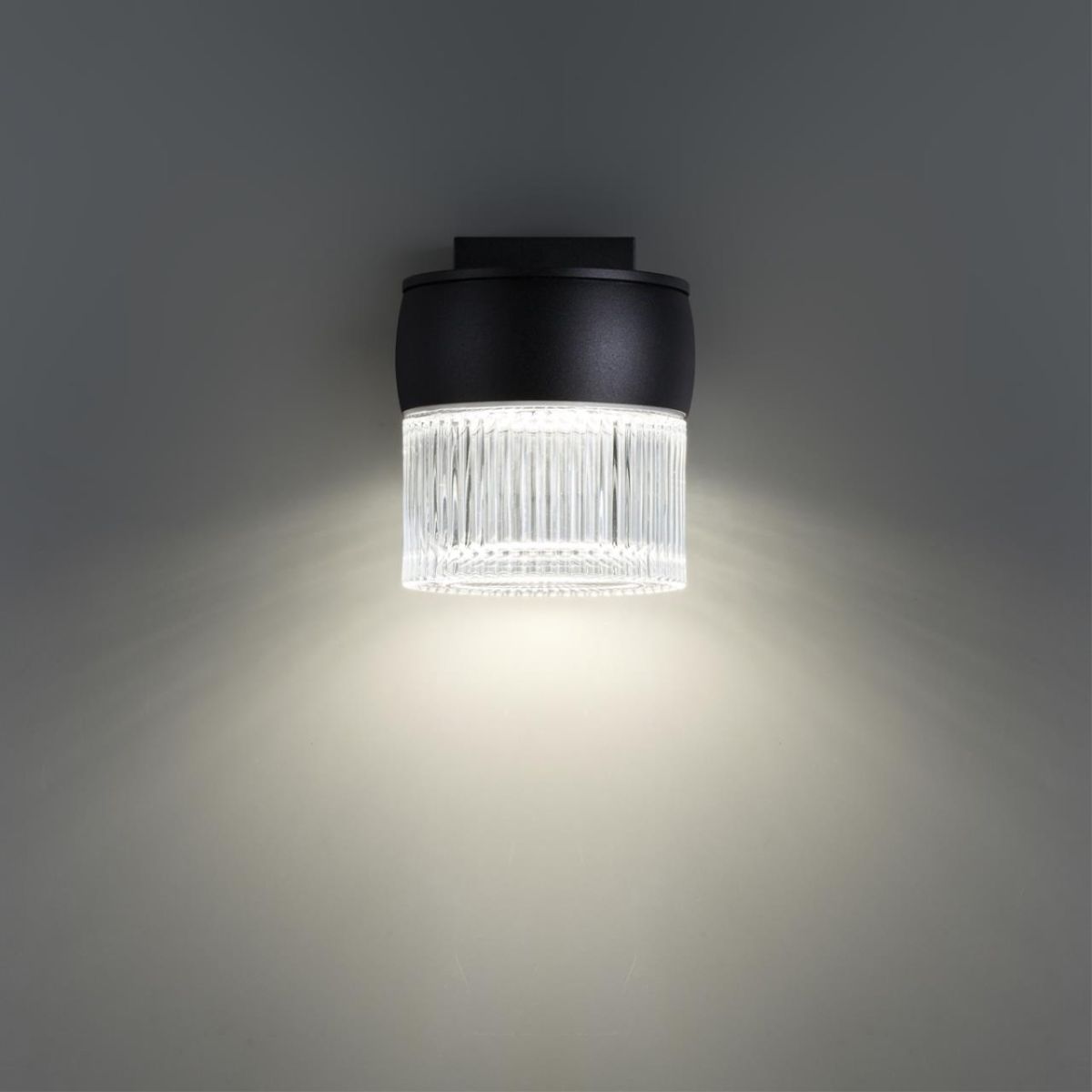 Уличный настенный светильник с переключателем цв. температуры Novotech Street Estima 359717 в Санкт-Петербурге