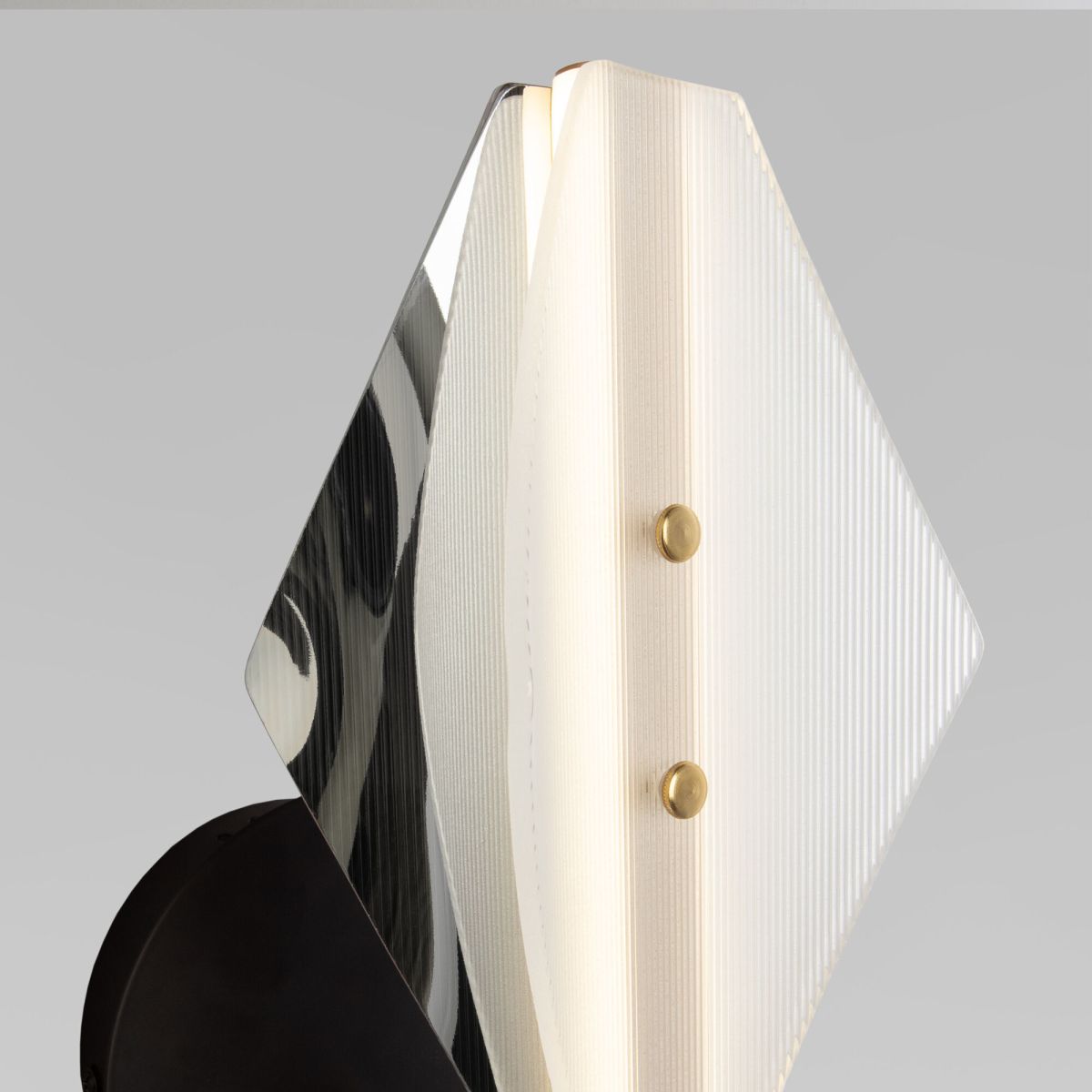 Бра Eurosvet Glare 303054 LED латунь a071577 в Санкт-Петербурге