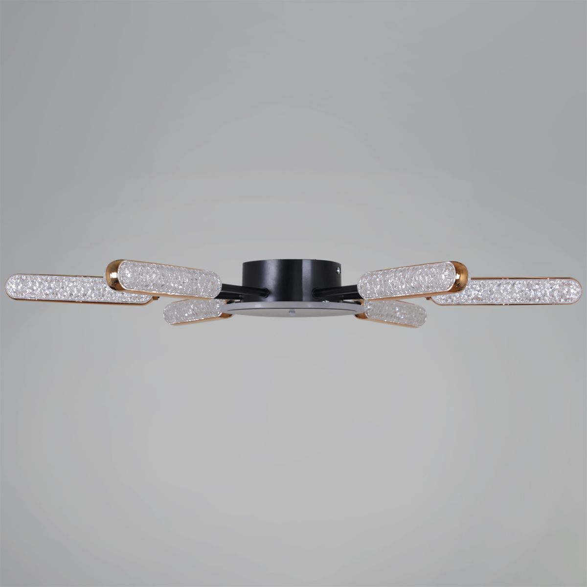 Потолочная люстра Reluce 08290-0.3-06 BK+GD в Санкт-Петербурге