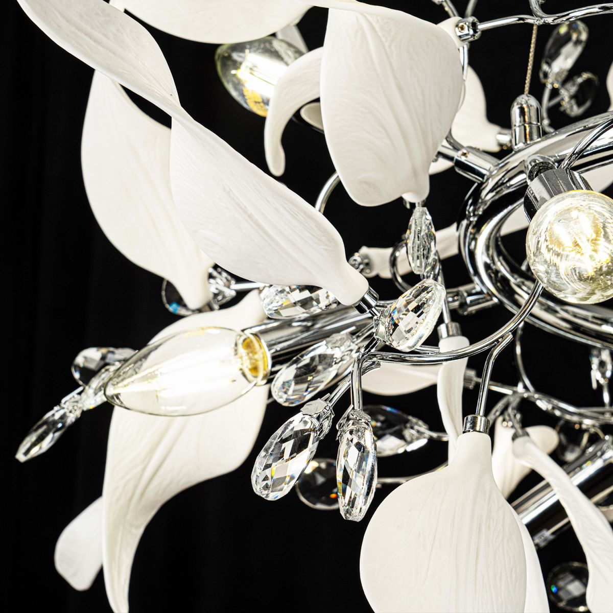 Подвесная люстра Modelux premium ML.6808.800P CR в #REGION_NAME_DECLINE_PP#