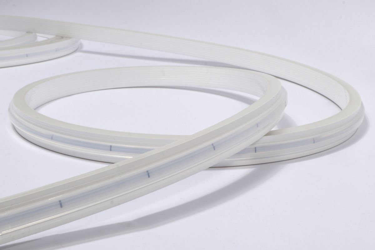 Светодиодная лента SWG PRO NE-DU2140-24-10-WW-67 032797 в #REGION_NAME_DECLINE_PP#