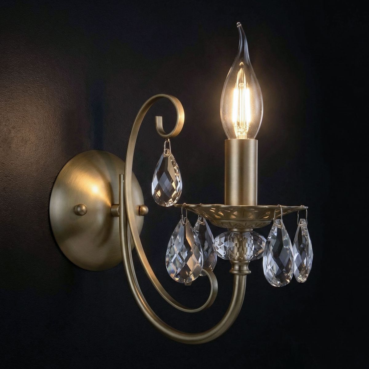 Бра Eurosvet Alda 3305/1 латунь/прозрачный хрусталь Strotskis a072111 в #REGION_NAME_DECLINE_PP#