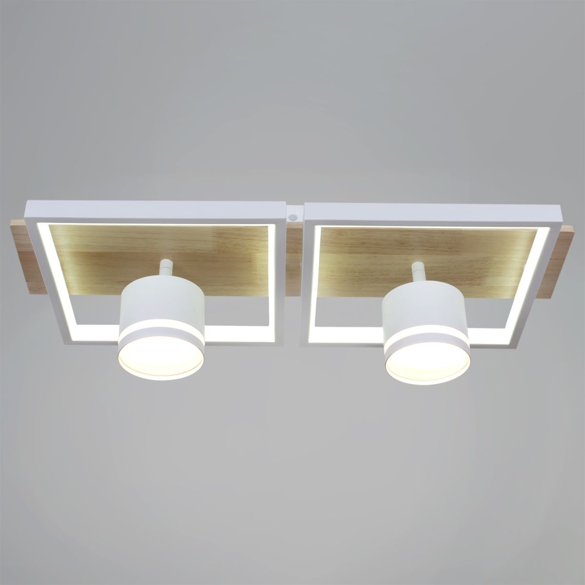 Потолочный светильник Reluce 19560-0.3-2+2 WH+WOOD в #REGION_NAME_DECLINE_PP#