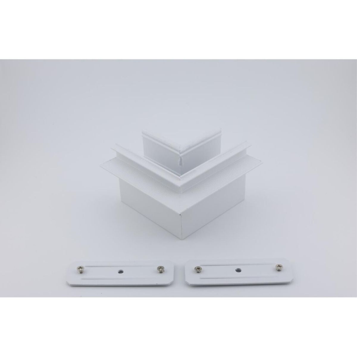 Соединитель угловой плоский для магнитного шинопровода Aployt Magnetic track 220 APL.0285.10.01 в Санкт-Петербурге