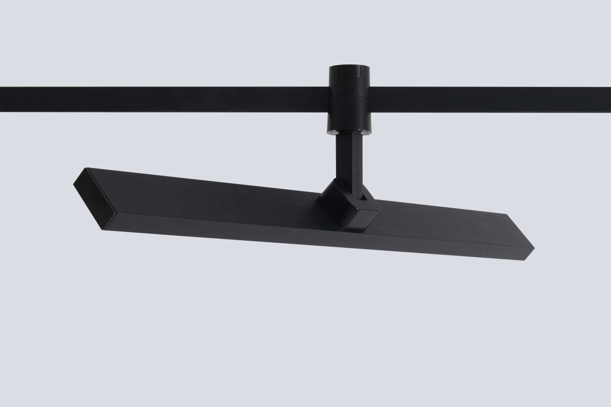 Трековый светильник для гибкой магнитной системы Crystal Lux Trace 48V CLT 0.37 001 18W BL SMART в #REGION_NAME_DECLINE_PP#