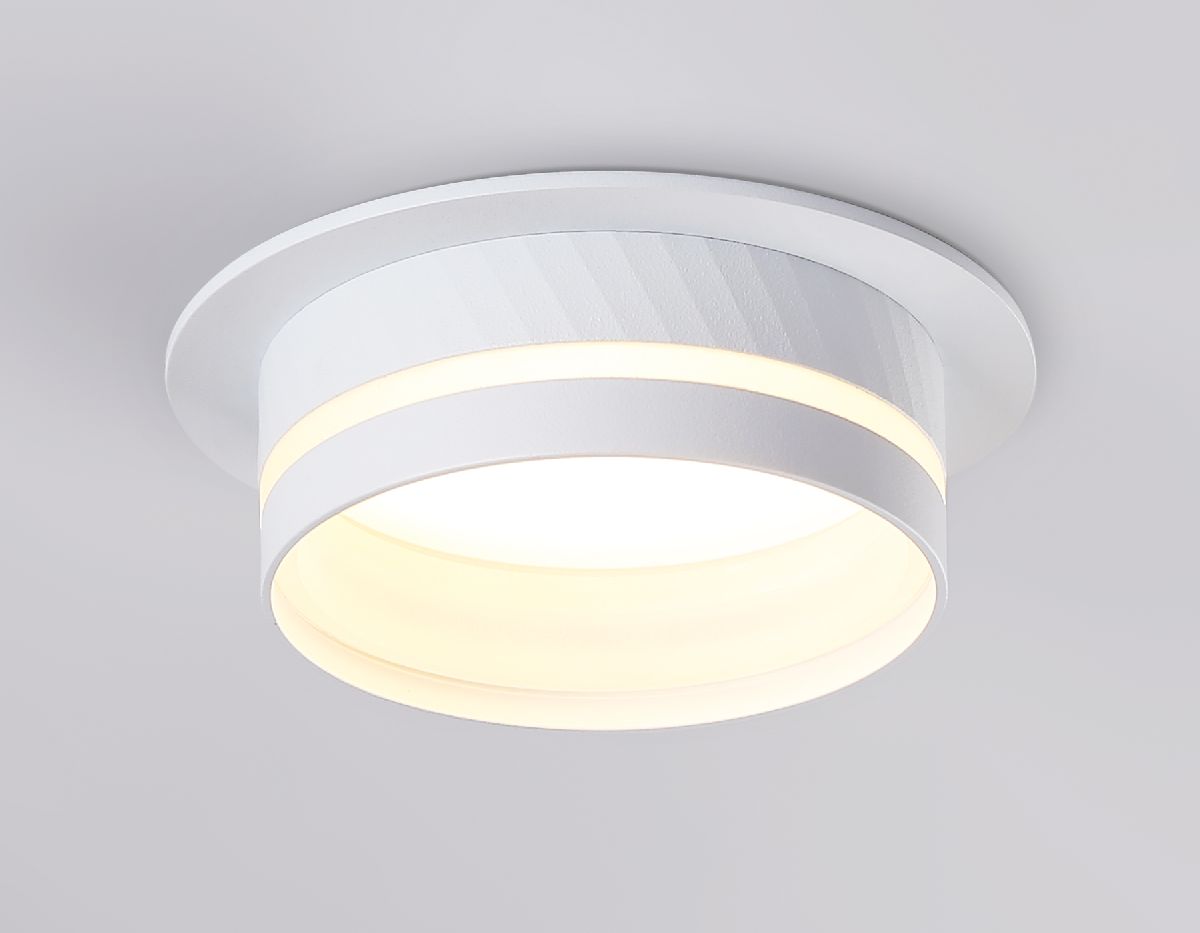 Встраиваемый светильник Ambrella Light GX53 Acrylic tech TN5218 в Санкт-Петербурге