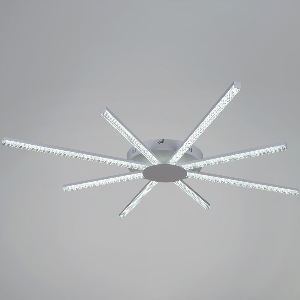 Потолочная люстра Reluce 06537-0.3-4+4 WH в Санкт-Петербурге