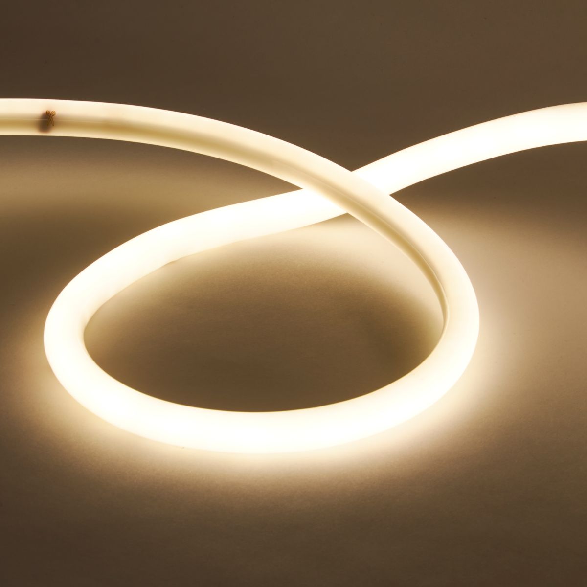 Комплект гибкого неона Uniel ULS-N40-2835-120LED/m-16mm-IP68-DC24V-10W/m-5M-4000K NEON SET01 UL-00012844 в Санкт-Петербурге