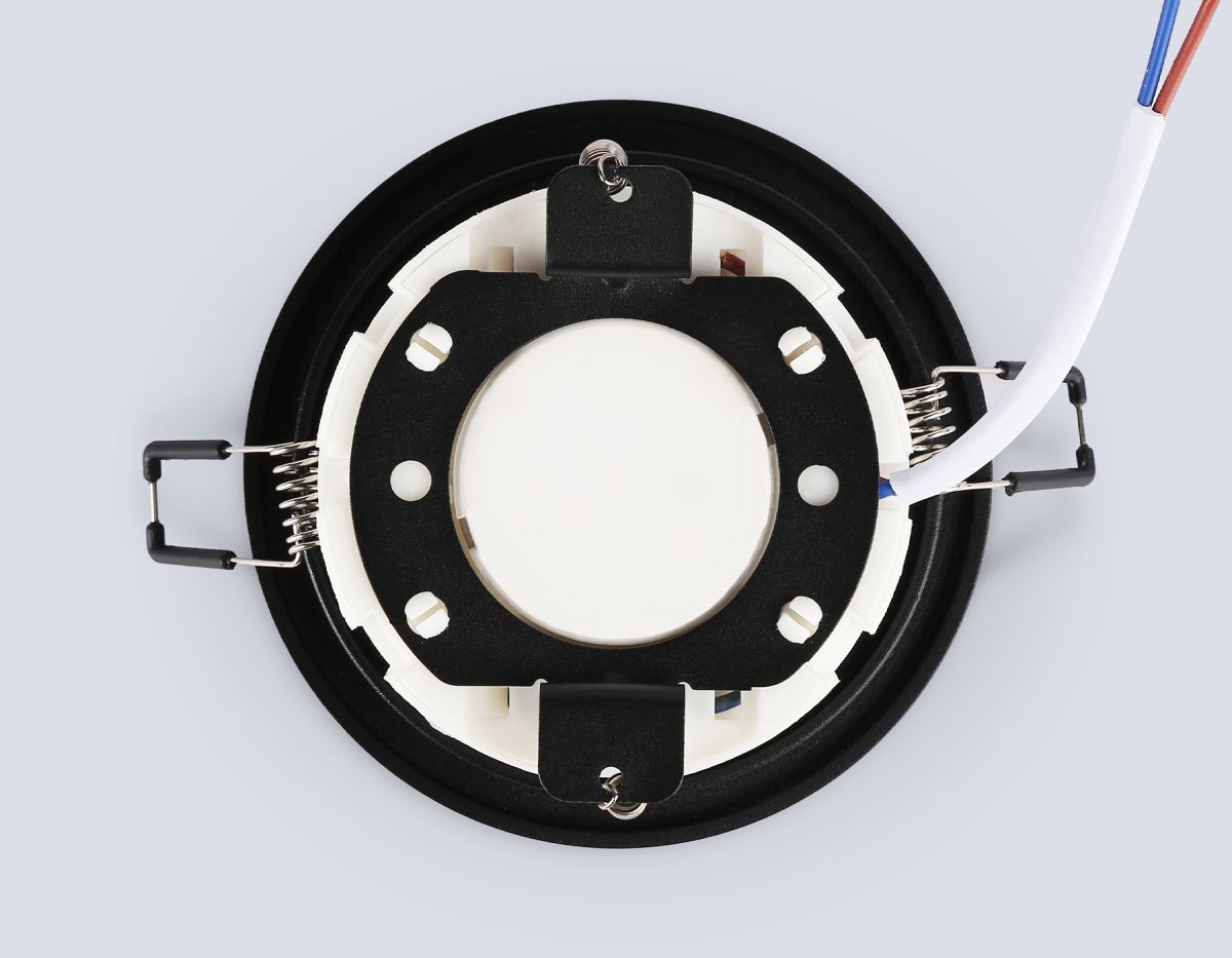 Встраиваемый светильник Ambrella Light Techno Spot Standard Tech TN51817 в Санкт-Петербурге