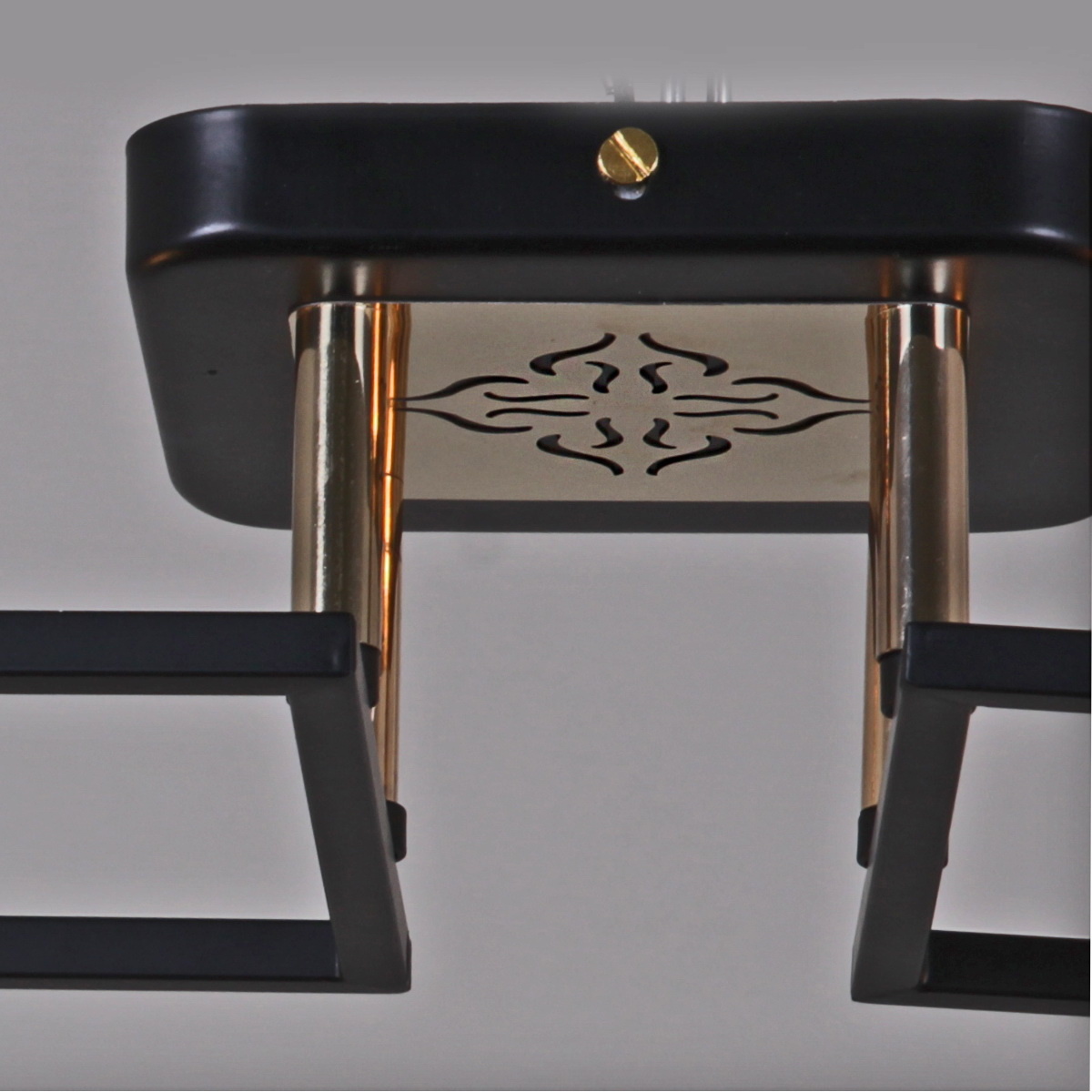 Потолочная люстра Reluce 71706-0.3-04 в Санкт-Петербурге