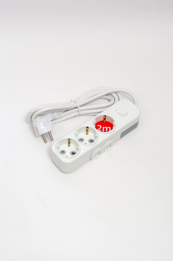 Удлинитель с/з 3вх с защитными шторками с включателем ELBI Myra 527-010202-322 в Санкт-Петербурге