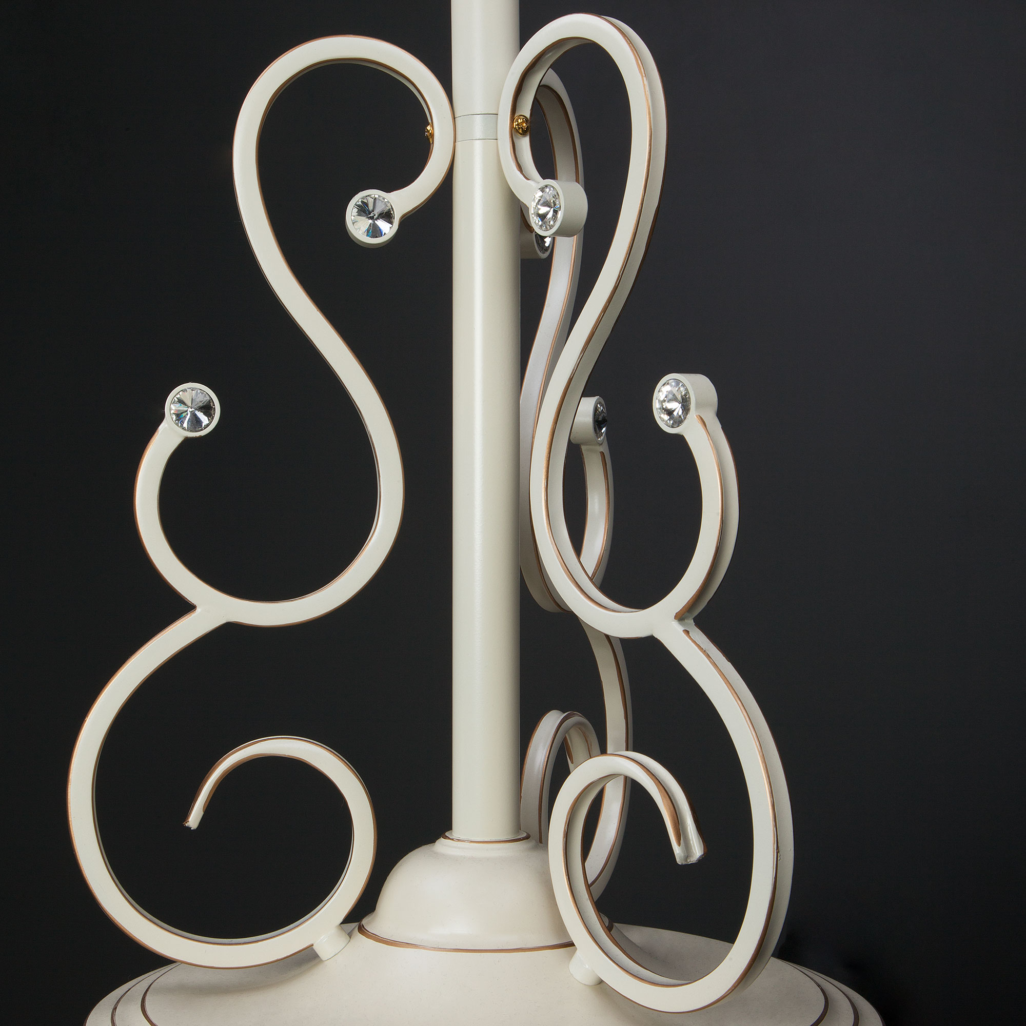 Торшер Eurosvet Etna 12205/3F белый Strotskis в #REGION_NAME_DECLINE_PP#