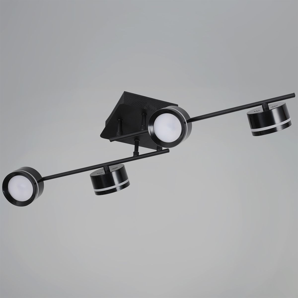 Потолочная люстра Reluce 10590-0.3-04 Black в Санкт-Петербурге