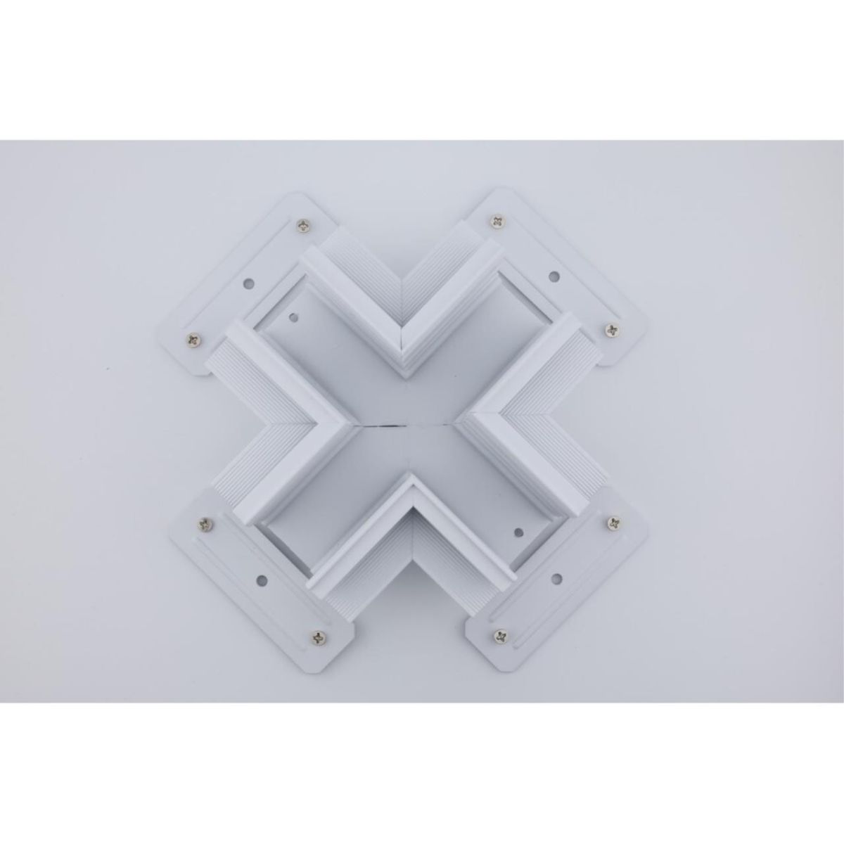 Соединитель Х-образный для магнитного шинопровода Aployt Magnetic track 220 APL.0285.10.04 в Санкт-Петербурге