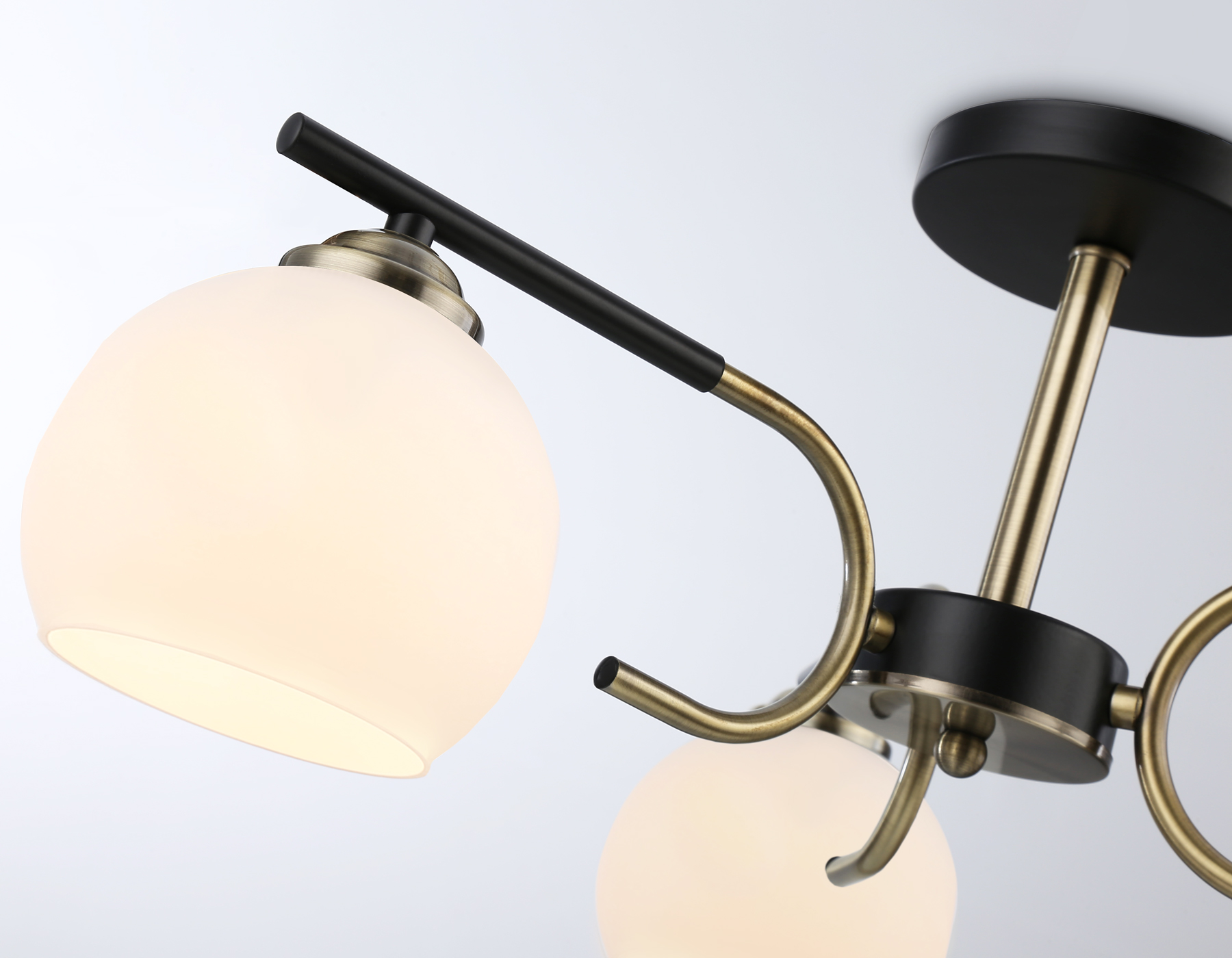 Люстра на штанге Ambrella Light Modern TR303311 в Санкт-Петербурге