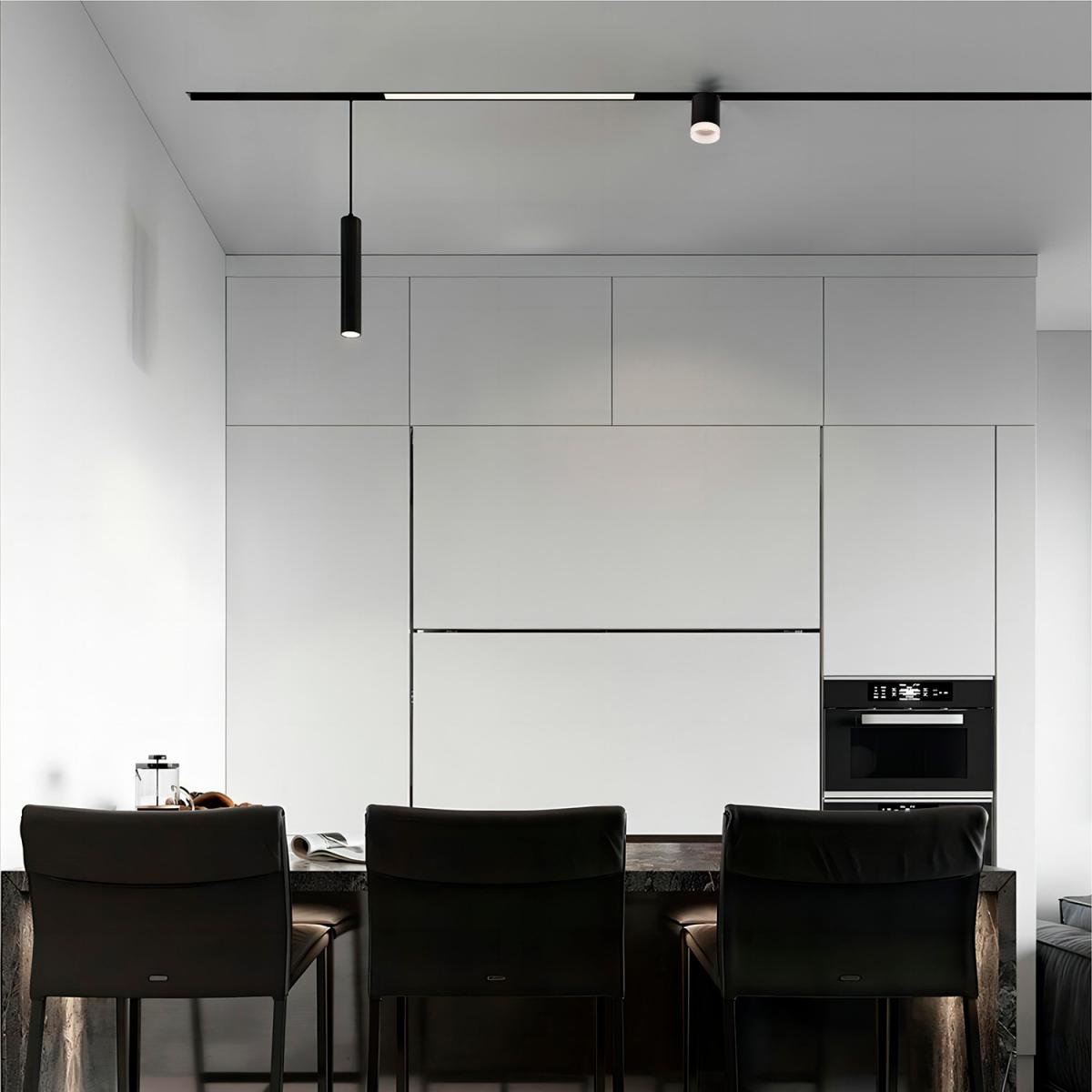 Трековый магнитный светильник Favourite Logica 4586-1P в #REGION_NAME_DECLINE_PP#