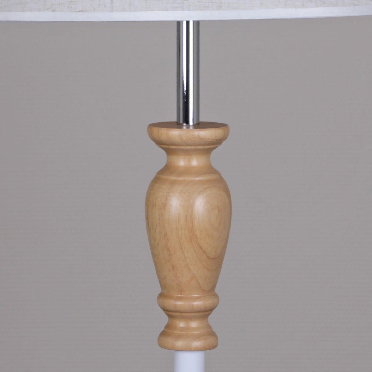 Торшер Reluce 02066-0.6-01 WH в #REGION_NAME_DECLINE_PP#