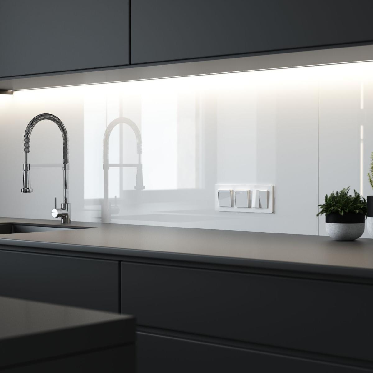 Розетка с заземлением, крышкой и шторками Werkel 4690389197338 W1171241 a064013 в Санкт-Петербурге