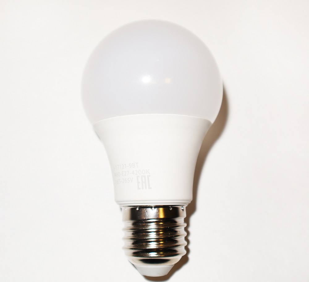 Лампа светодиодная i-Watt E27 9W 4200К груша матовая i-17121 в #REGION_NAME_DECLINE_PP#
