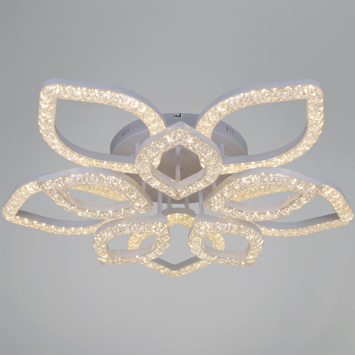 Потолочная люстра Reluce 28120-0.3-5+5C WH в Санкт-Петербурге