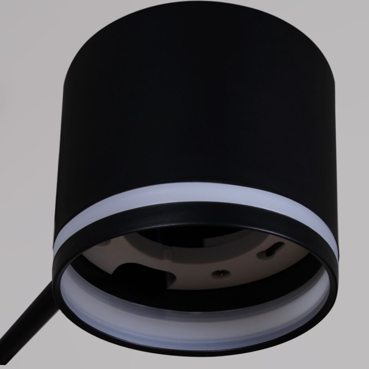 Люстра на штанге Reluce 05306-0.3-08 GX53 в Санкт-Петербурге