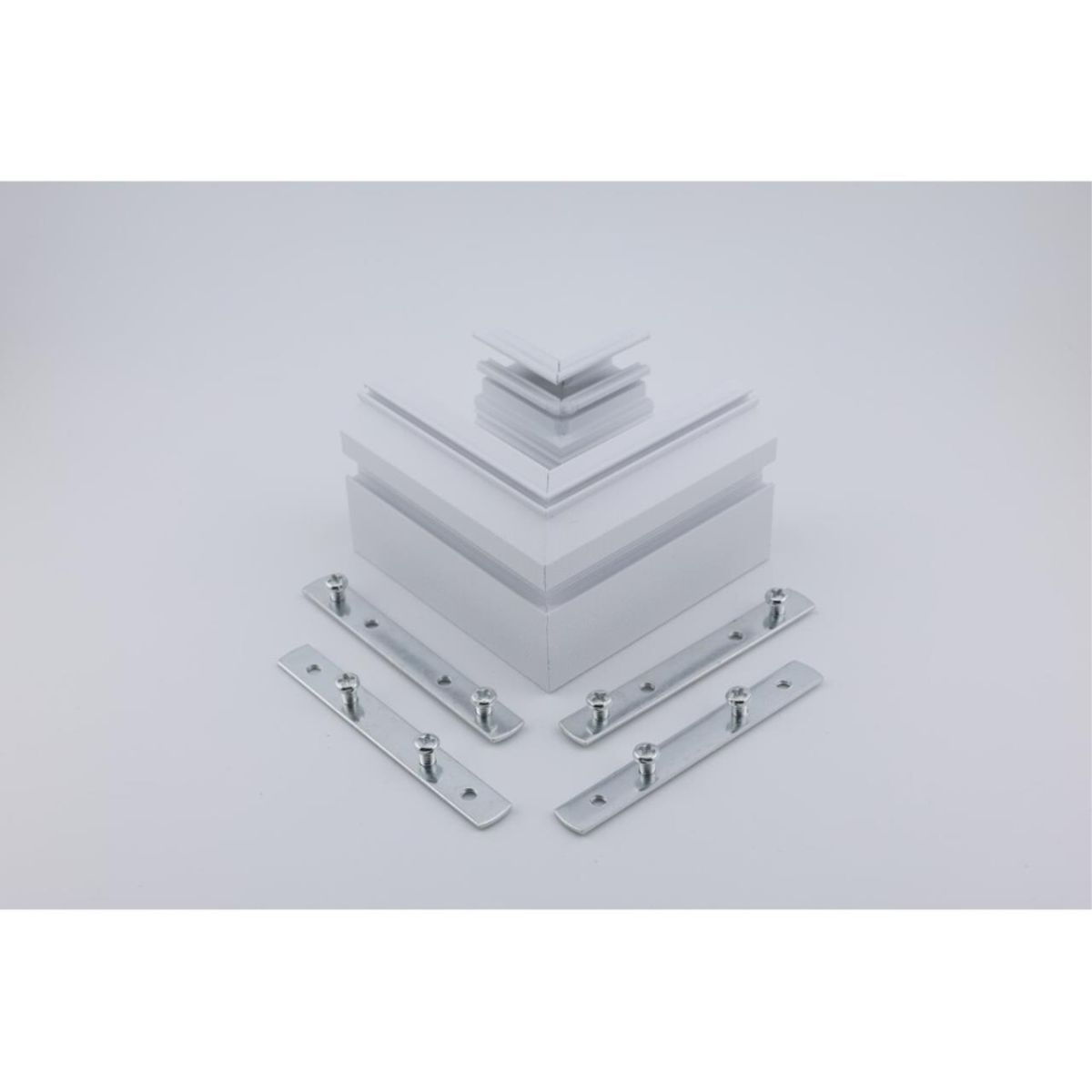 Соединитель для магнитного шинопровода угловой плоский для натяжного потолка Aployt Magnetic track 220 APL.0286.10.02 в Санкт-Петербурге