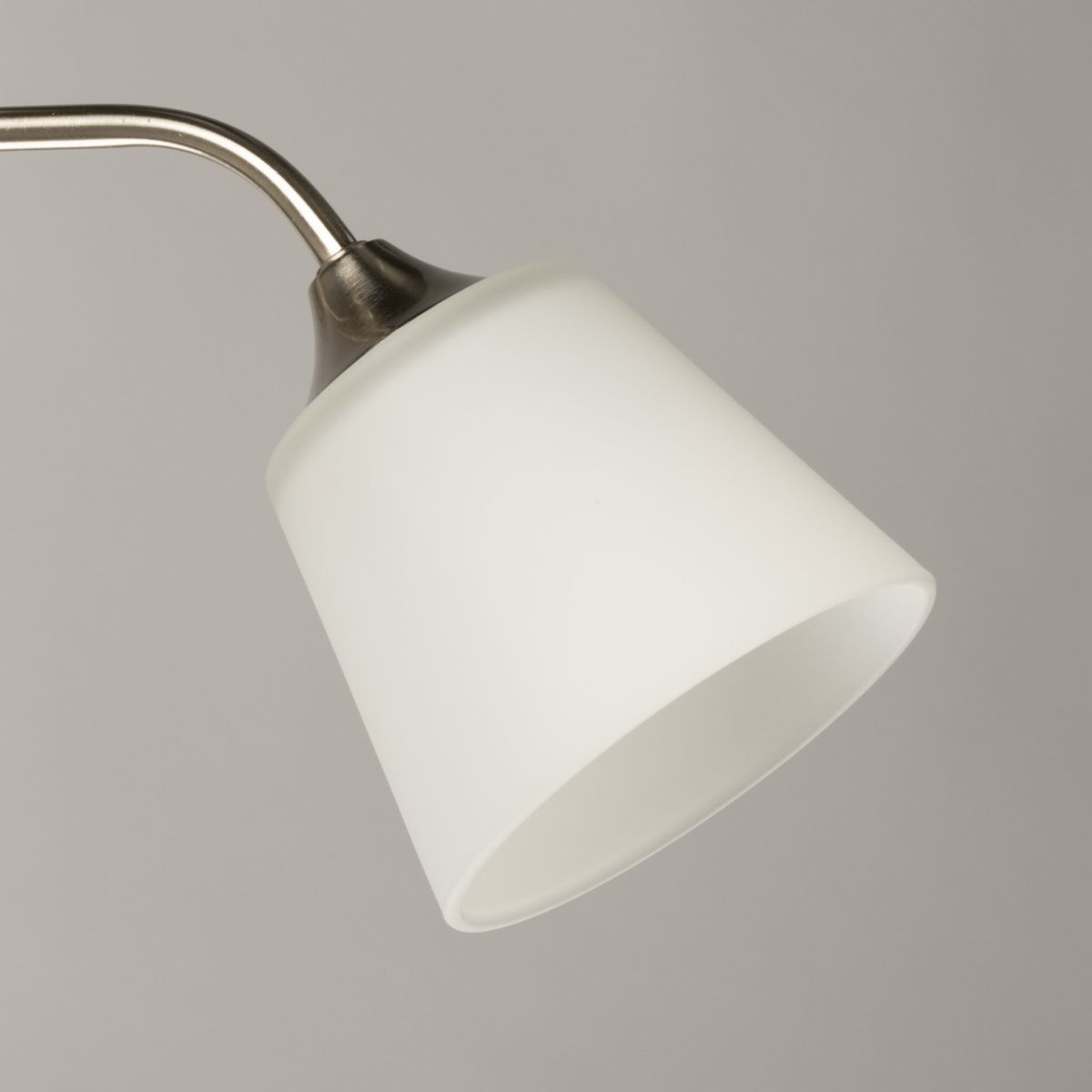 Люстра на штанге De Markt City Блеск 315017805 в Санкт-Петербурге