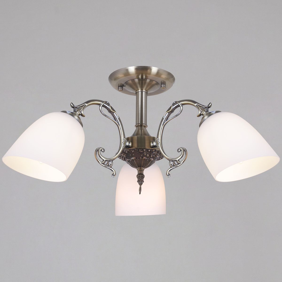 Потолочная люстра Reluce 70577-0.3-03 в Санкт-Петербурге