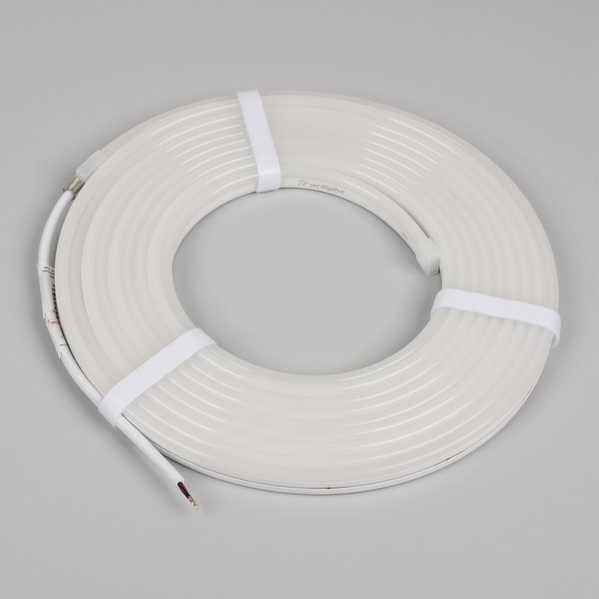 Светодиодная лента герметичная Arlight HALO-SIDE-A168-6x13mm 24V Yellow (10 W/m, IP67, 2835, 5m) (Силикон) 063634 в Санкт-Петербурге