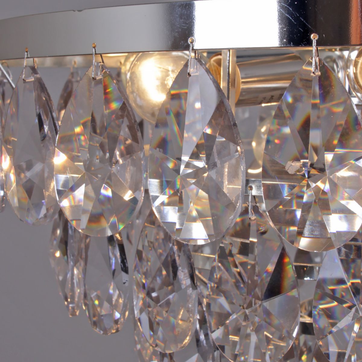 Подвесная люстра Reluce 08533-0.4-08 в #REGION_NAME_DECLINE_PP#