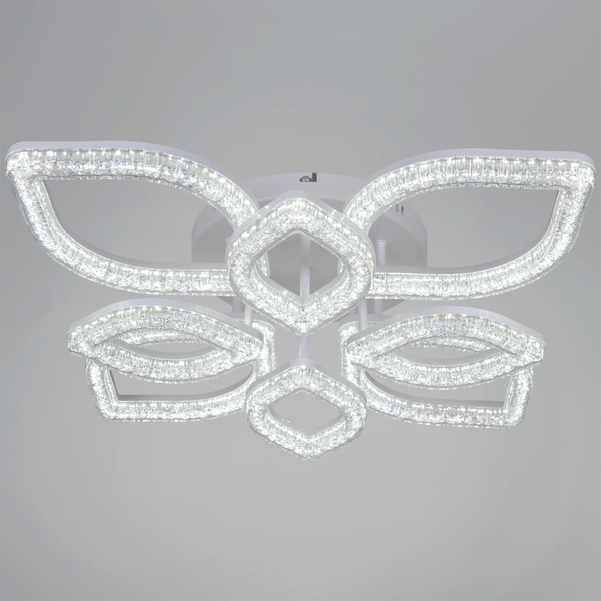 Потолочная люстра Reluce 69290-0.3-4+4 WH в #REGION_NAME_DECLINE_PP#