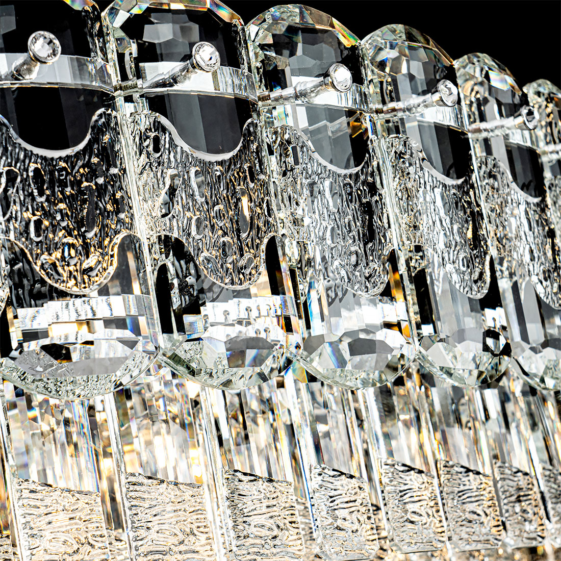 Подвесная люстра Modelux ML.7092.1000 CR в Санкт-Петербурге